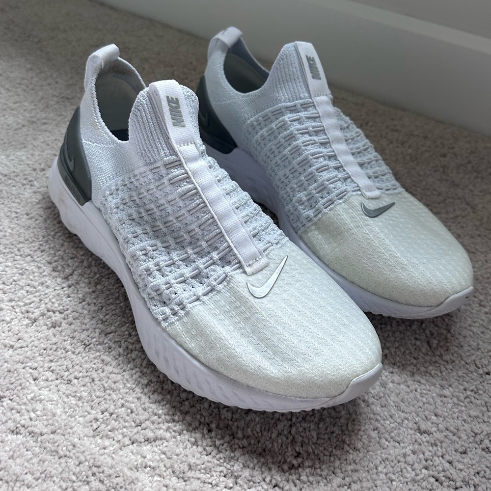 Wmns Nike React Phantom Run Flyknit - True White/Silver